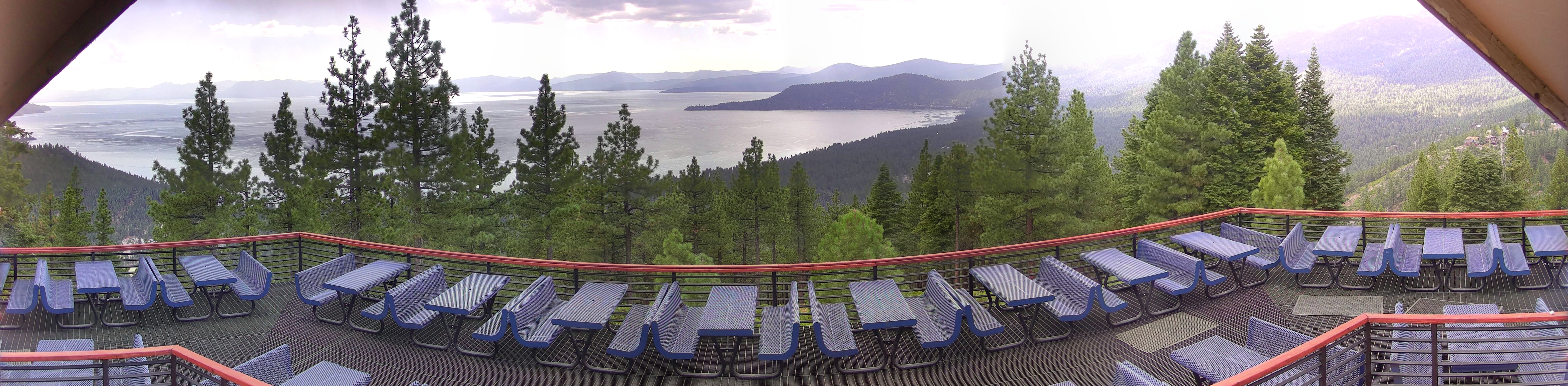 Diamond Peak webcam — Snowflake Lodge Cam
