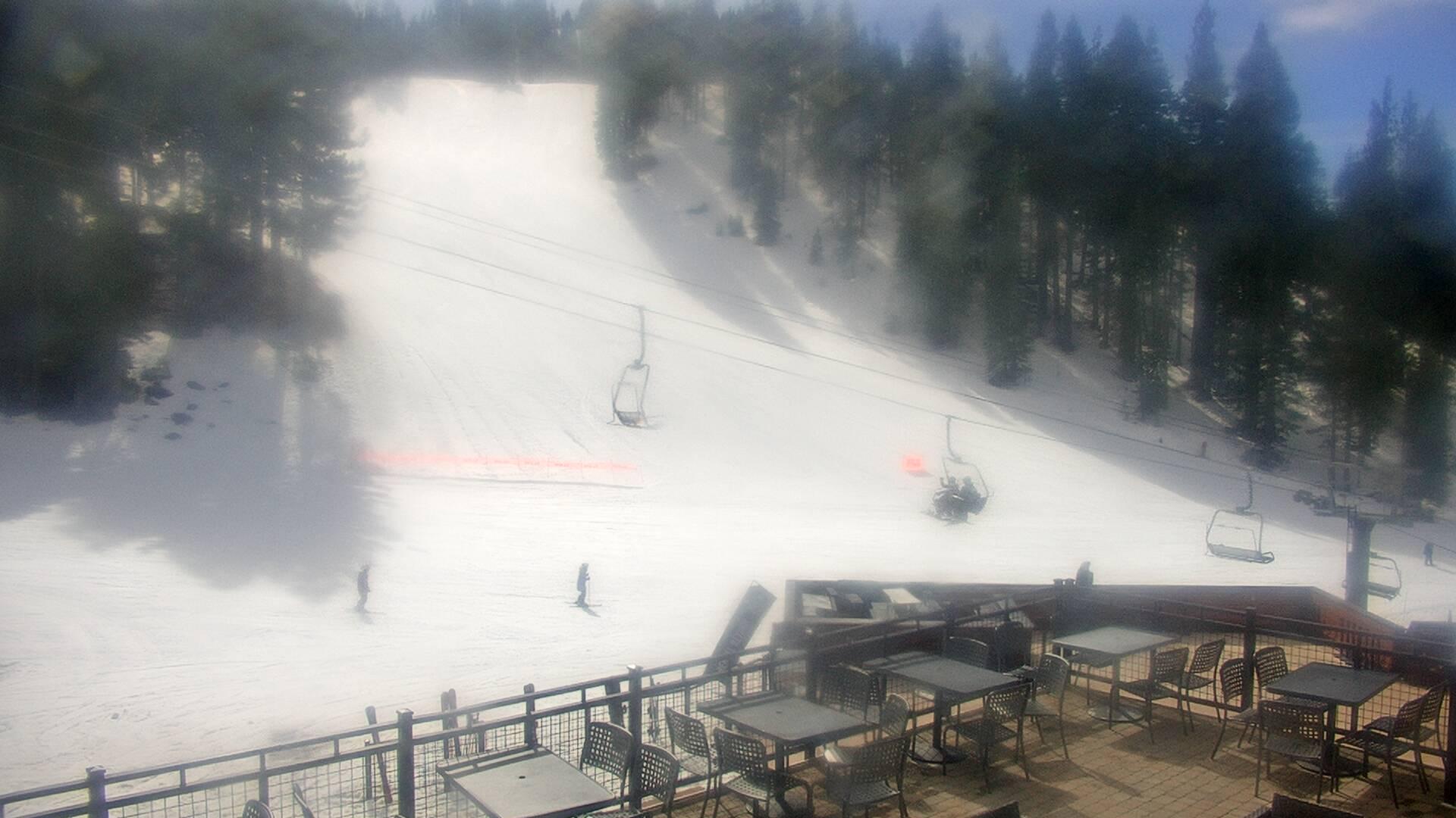 Lower Show Off Cam (Base Area)